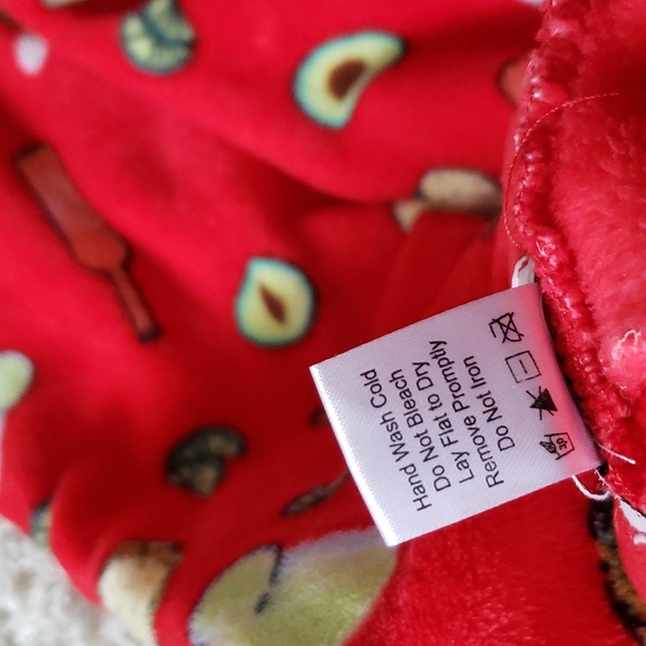 Red fuzzy pajama pants size medium - Picture 4 of 4